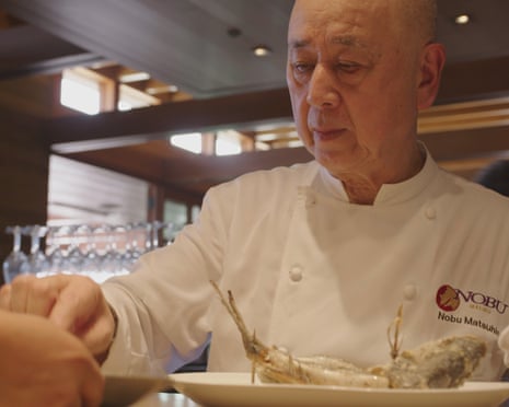 Nobu: história de obsessão e perda por trás do império do sushi de luxo