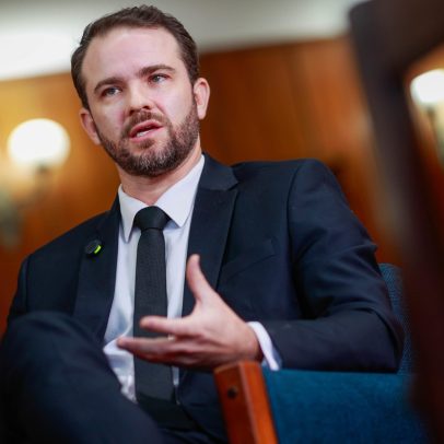 Desenrola mira dívidas do CDC sem garantia para adimplentes, afirma Durigan