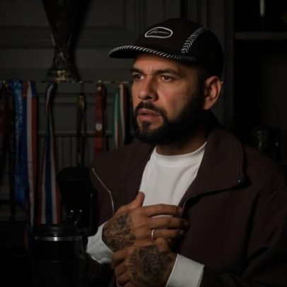 Daniel Alves afirma ter aceitado Jesus na prisão