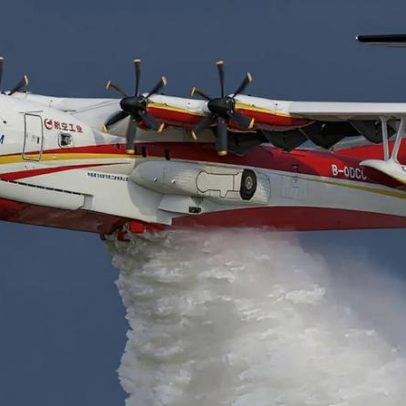 China apresenta o maior avião anfíbio de combate a incêndios do mundo