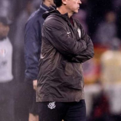 Diniz minimiza gol do Corinthians em saída de bola, prefere coragem a chutão