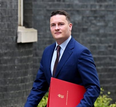 Wes Streeting deixa o gabinete e pede a renúncia de Starmer