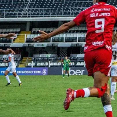 Inter vence e encosta nos líderes do campeonato