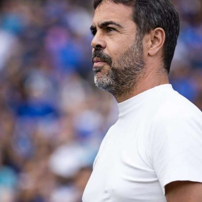 Cruzeiro planeja nova oferta por zagueiro da Premier League