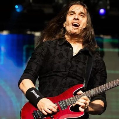 Kiko Loureiro terá Mauro Henrique do Oficina G3 em shows pelo Brasil