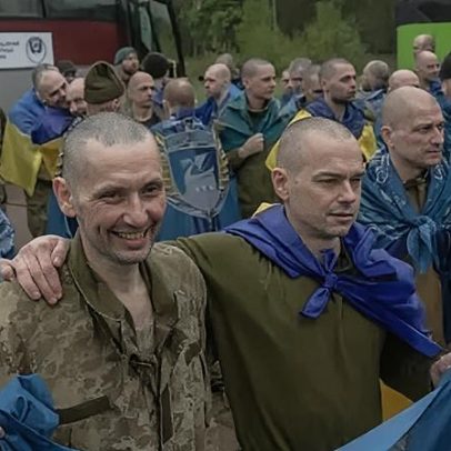 Troca de prisioneiros avança; 24 mortos em ataque russo a apartamentos em Kiev