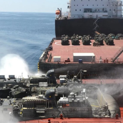 EUA dizem que guerra no Golfo acabou; Irã afirma decidir julgar necessário
