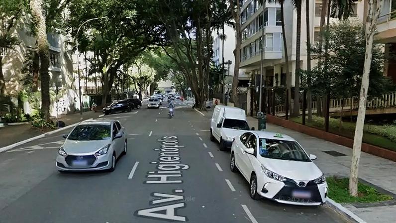 Foto mostra trecho da Avenida Higienópolis, no centro de São Paulo