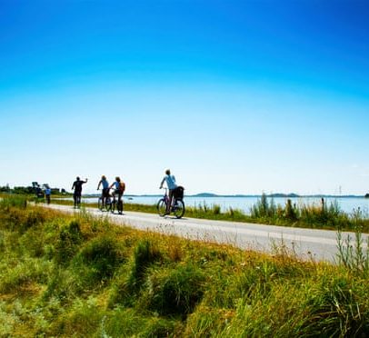 Ilha dinamarquesa ensolarada: modelo de boa vida e férias de primavera