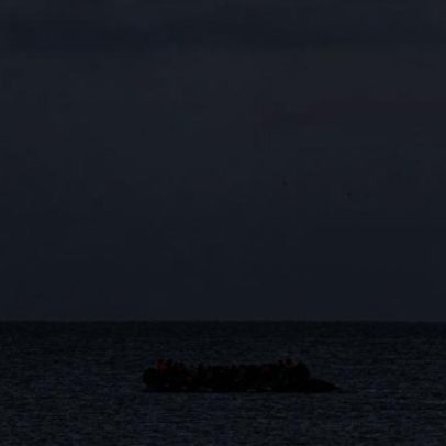 Duas migrantes morrem tentando atravessar o Canal da Mancha, no norte da França
