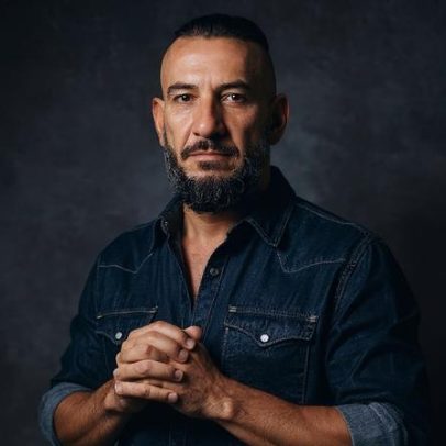Rodolfo, ex-Raimundos, diz ter nascido de novo ao se libertar de um personagem