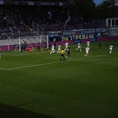 Elversberg vence Paderborn 5 a 1 na 2. Bundesliga