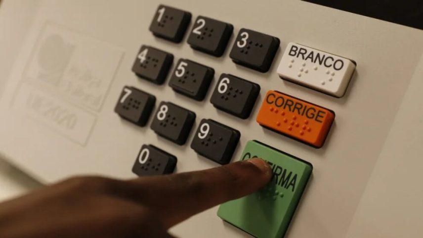 Taxa média de abstenção nas eleições no Brasil é de 20%, segundo o TSE
