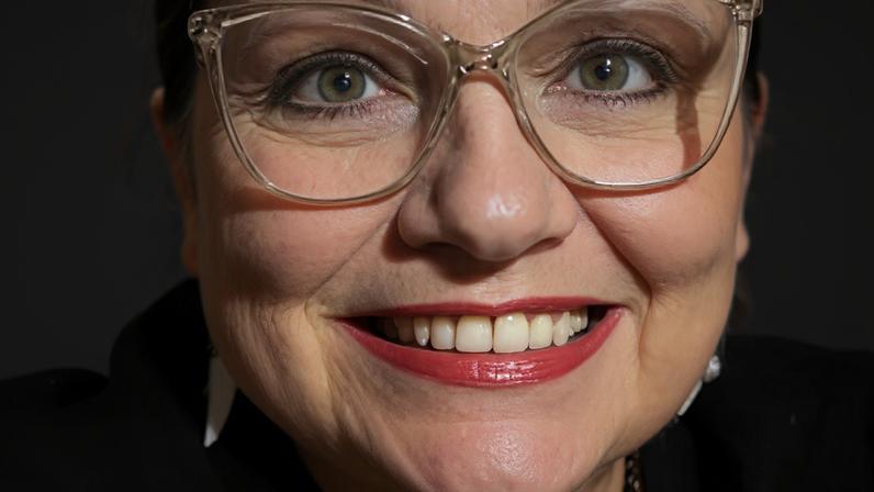 Lúcia Calheiros da Silva, de 72 anos, descobriu o câncer de pulmão muitos anos depois de parar de fumar