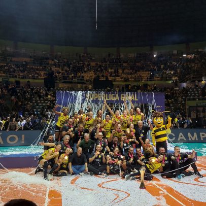 Michelle é eleita a melhor jogadora da final da Superliga