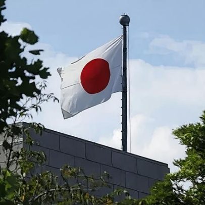 Conselho japonês vota pela remoção de prefeito inconsciente