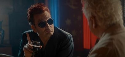 Final de Good Omens: elenco estelar, mas roteiro decepcionante