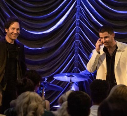 Power Ballad: comédia de bromance com Nick Jonas e Paul Rudd
