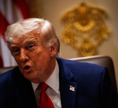 Trump ameaça ações contra Omã em negociações sobre o Estreito de Ormuz