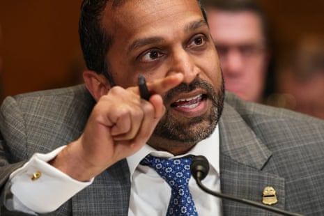 Kash Patel nega acusações de consumo excessivo de álcool em audiência no Senado