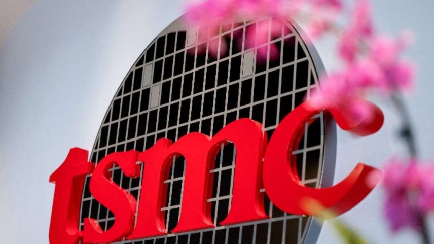 Logotipo da Taiwan Semiconductor Manufacturing Company (TSMC) é exibido no Museu de Inovação da TSMC em Hsinchu, Taiwan, em 9 de abril de 2026 REUTERS/Ann Wang