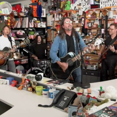 Foo Fighters estreia no Tiny Desk com clássicos e novas músicas