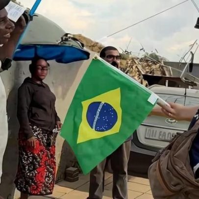 Homem abandona muletas após oração nas ruas da África do Sul