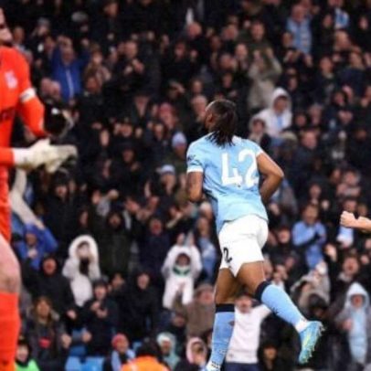 City vence Crystal Palace e aumenta pressão na disputa pelo título