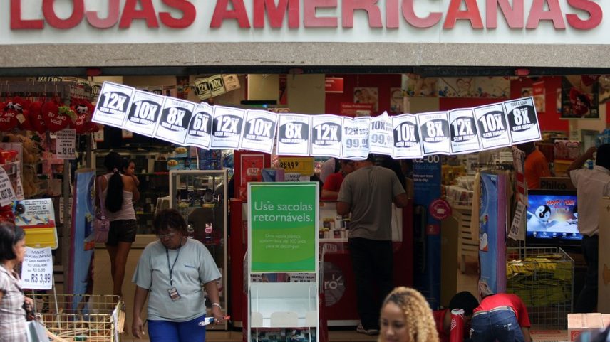 Fachada das lojas Americanas Express na Avenida Paulista, zona sul da capital — Foto: Itaci Batista/Estadão Conteúdo/Arquivo