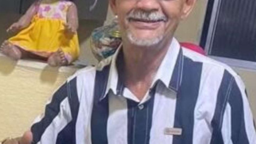 Edvaldo Pinto dos Santos, o "Palhaço Pitombinha".