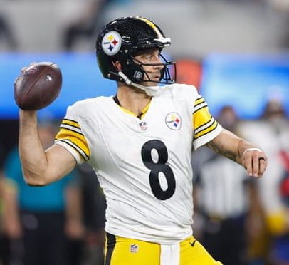 Aaron Rodgers retorna aos Steelers em contrato de um ano