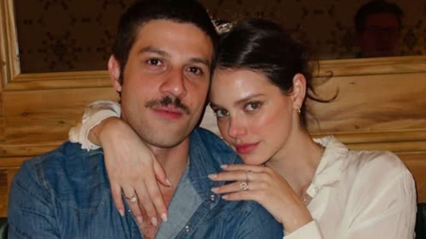 Laura Neiva revelou como faz o casamento com Chay Suede funcionar entre ponte aérea, filhos e rotina intensa
