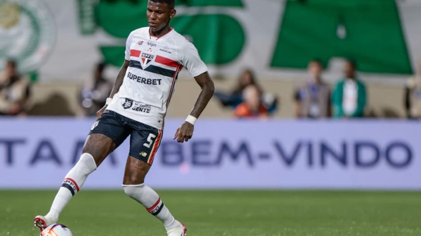 Arboleda em atuação pelo São Paulo