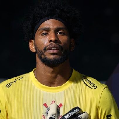 Hugo Souza, em boa fase no Corinthians, mira Copa do Mundo