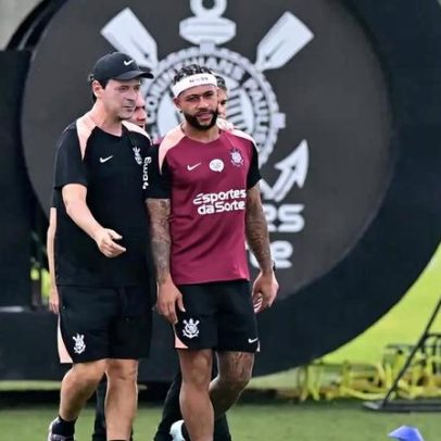 Diniz espera retorno de Memphis e vê permanência no Corinthians
