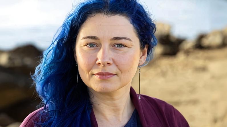 Resenha de Homebound, Portia Elan: romance-puzzle no estilo Cloud Atlas