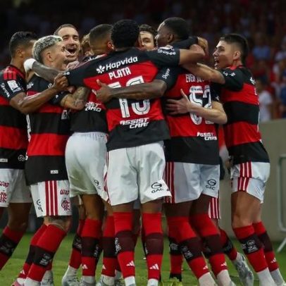 Medalhão do Flamengo é alvo de críticas após empate com o Vasco