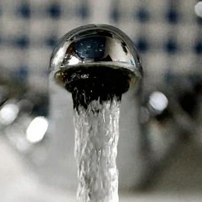 Funcionários da administração Trump planejam retirar limites de PFAS na água