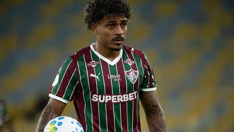 Por que Kennedy bateu o segundo pênalti do Fluminense