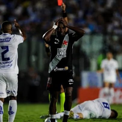 Vasco entre os quatro com mais cartões vermelhos na Série A em 2026