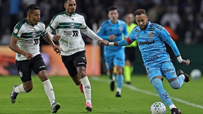 Neymar durante a partida entre o Santos e o Coritiba pela Copa do Brasil. (Foto: Heuler Andrey/DiaEsportivo/Folhapress)