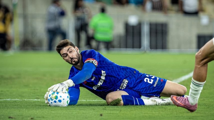 Rafael falou sobre falta de confiança do time (Foto: Affonso Andrade/Agencia F8/Folhapress)