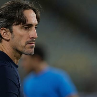 Fluminense sofre gols em 10 partidas e Zubeldía aponta fragilidade
