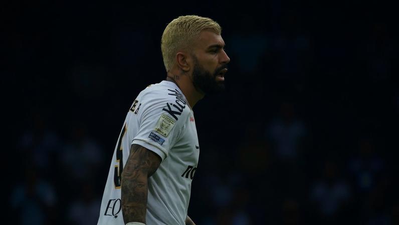 Gabigol em ação pelo Santos (Foto: Jota Erre/AGIF/Folhapress)