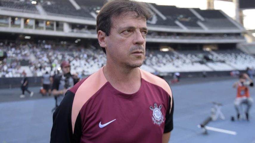Fernando Diniz, técnico do Corinthians (Foto: Dhavid Normando/Código 19/Folhapress)