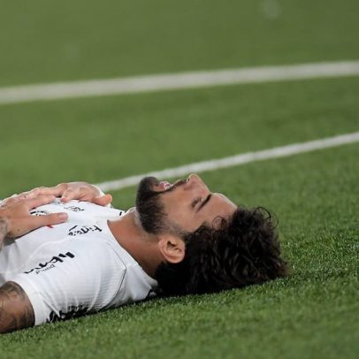 Corinthians cai para a zona de rebaixamento após derrota para o Botafogo