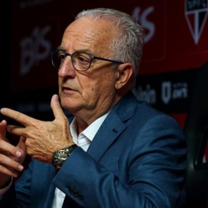 Dorival comenta afastamento de Martínez no Corinthians: foi problema dele