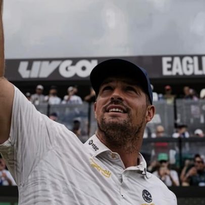 Bryson DeChambeau nega alegação de conversas com PGA Tour