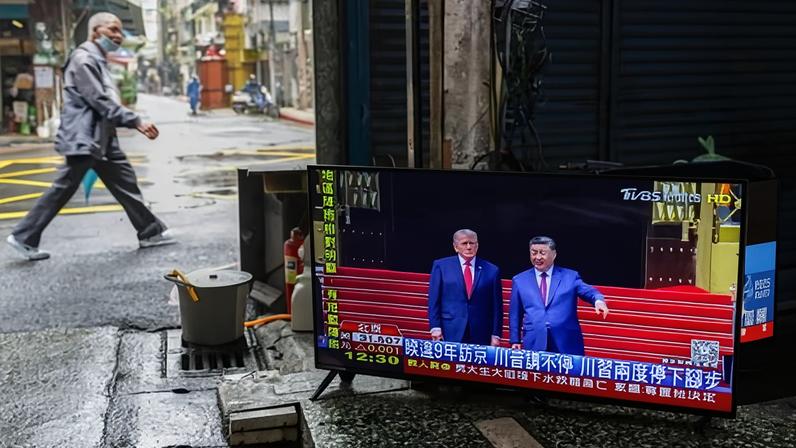 A TV repair shop in Taiwan, with screens broadcasting the Beijing meeting between Donald Trump and Xi Jinping, 14 May 2026.