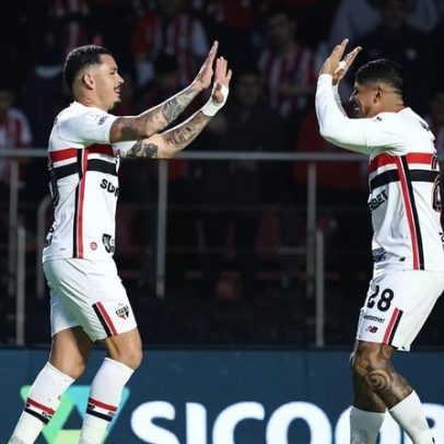 São Paulo e Botafogo empatam no Morumbi com gramado encharcado